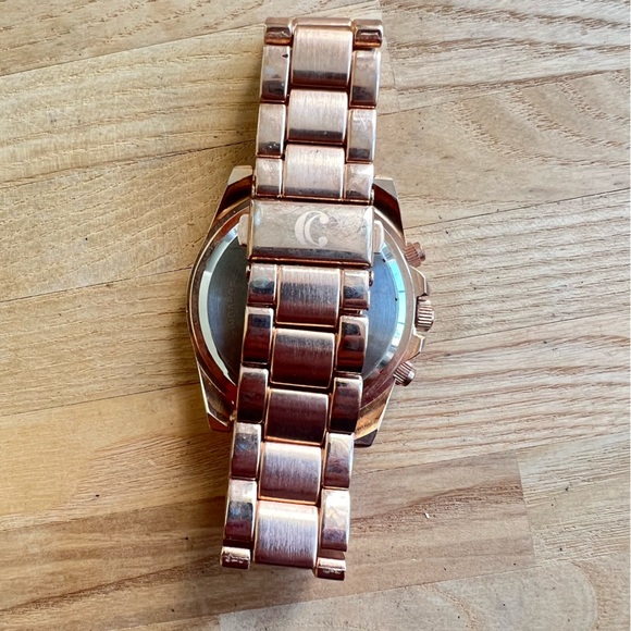 Charming Charlie ladies rose gold tone fashion watch NEW BATTERY - Picture 4 of 6